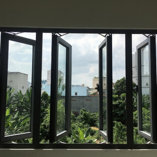 Cửa Sổ 4 Cánh Mở Quay